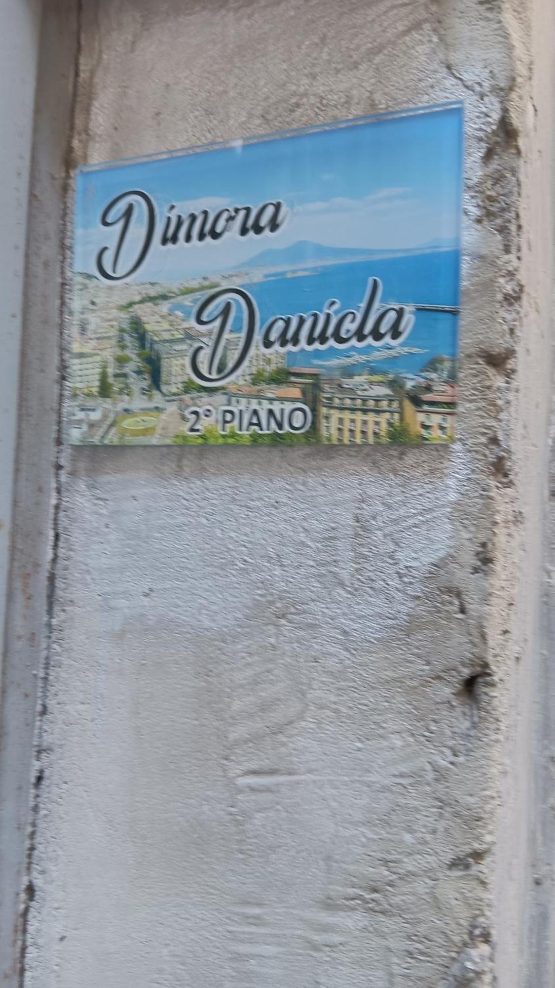 Dimora Danicla Apartamento Nápoles Exterior foto